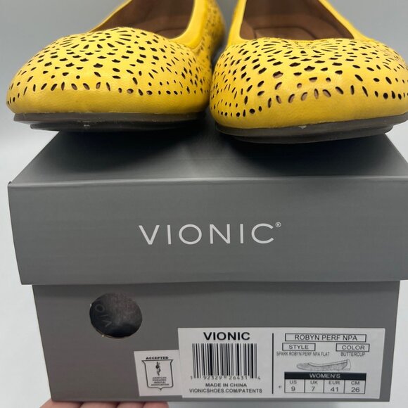 BRAND NEW Vionic Spark Robyn Flat Shoe in BUTTERCUP - Picture 3 of 4
